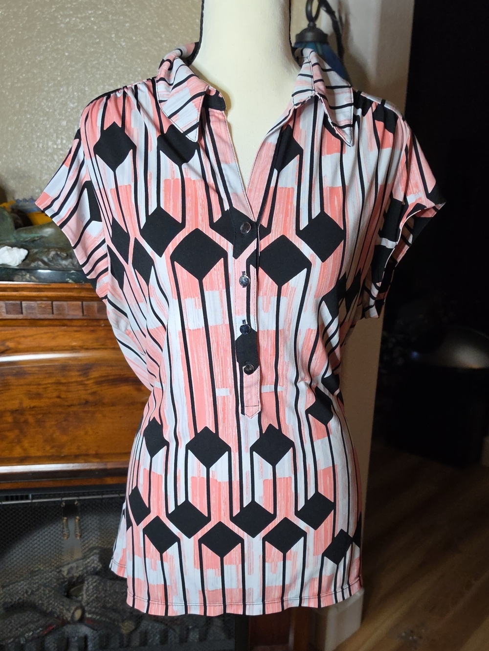 Alfani Women’s Coral Black Geometric Collared Blouse